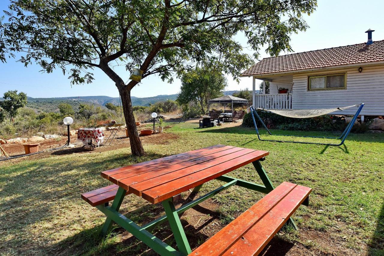 Villa Tal Nof Cabins Manot Exterior foto
