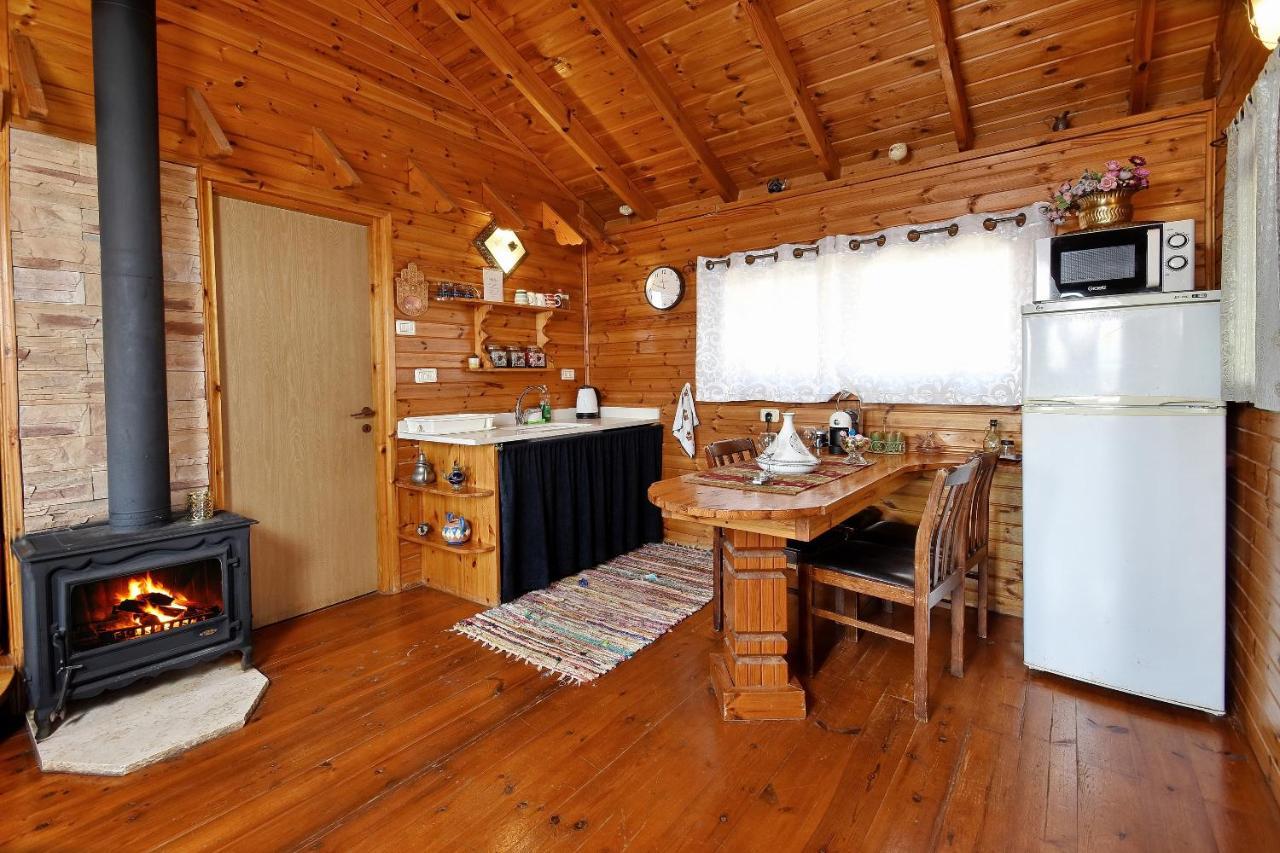 Villa Tal Nof Cabins Manot Exterior foto