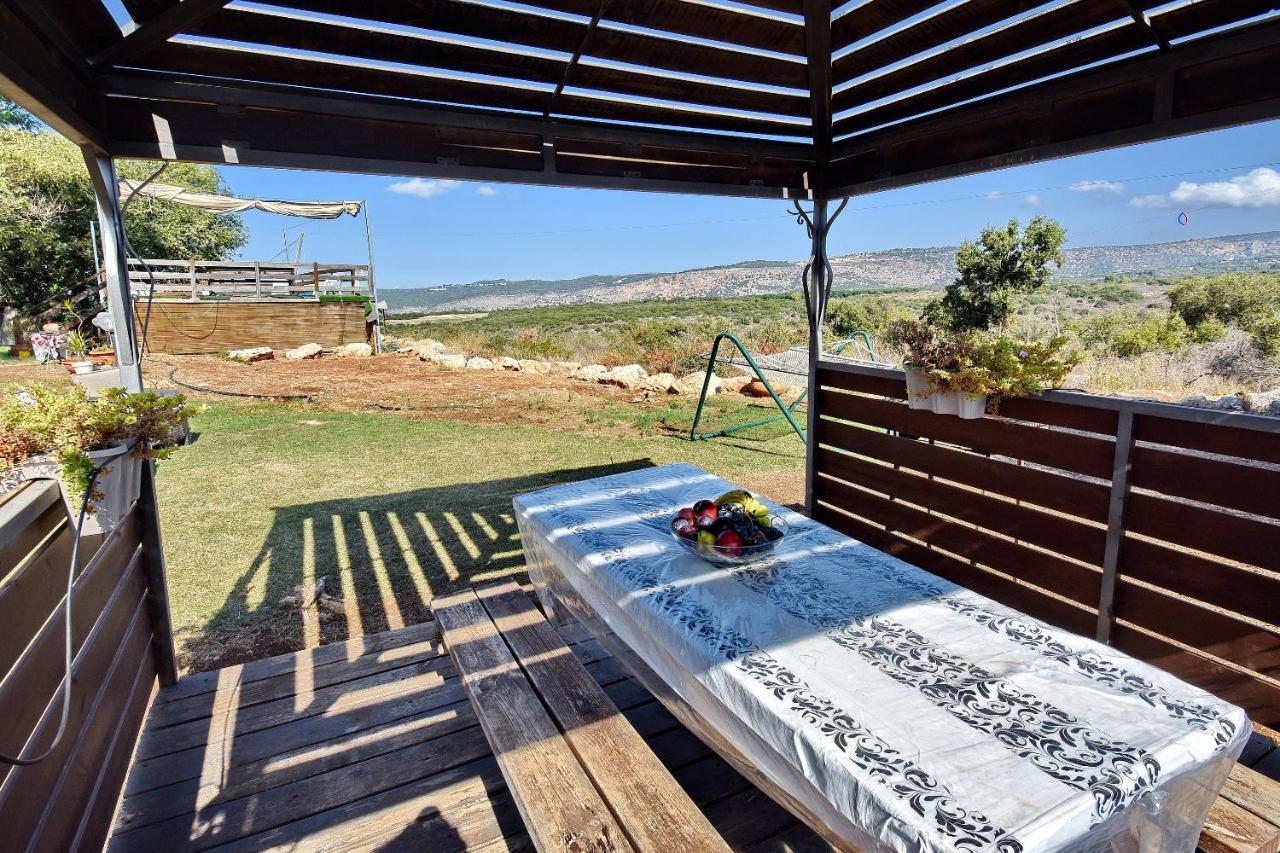 Villa Tal Nof Cabins Manot Exterior foto