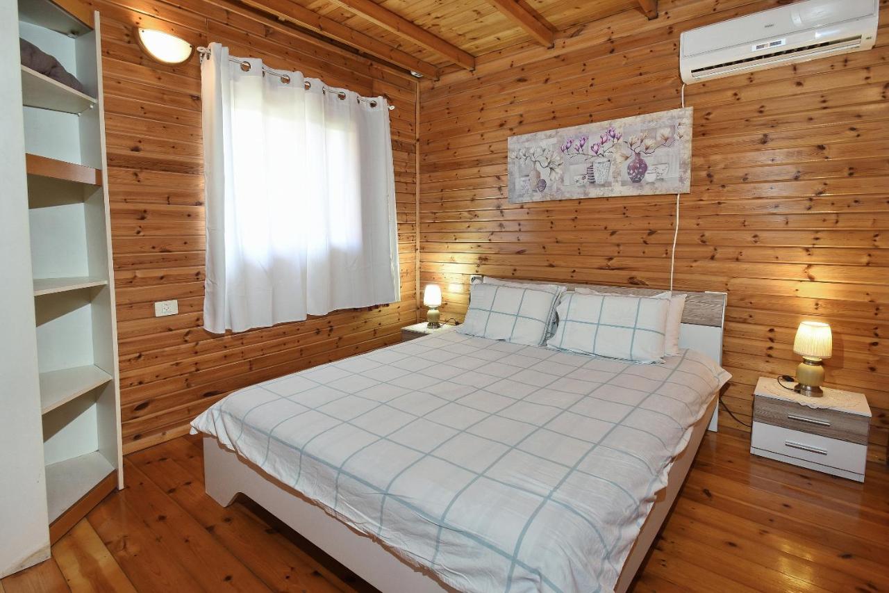 Villa Tal Nof Cabins Manot Exterior foto