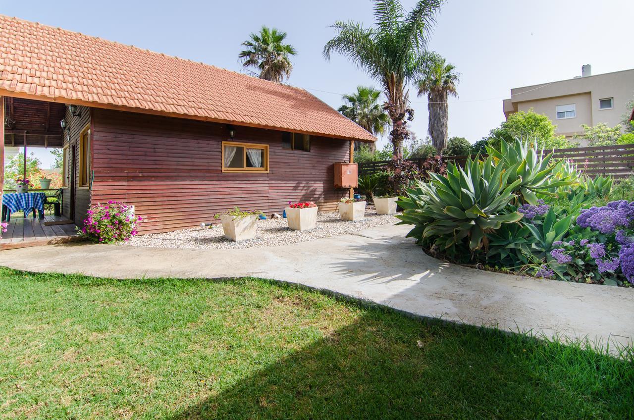 Villa Tal Nof Cabins Manot Exterior foto